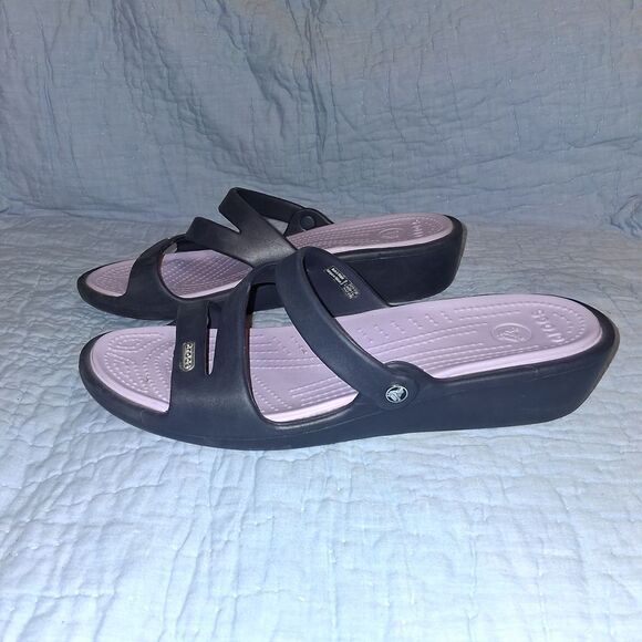 CROCS Women's Blue Gray Sandals Size 11W - Picture 2 of 9